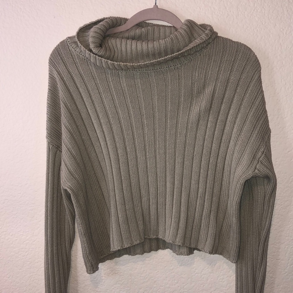 Forever 21 Cropped Knit Sweater